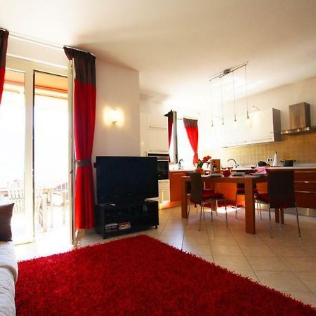 Apartment Theresa เตรเมสโซ ภายนอก รูปภาพ